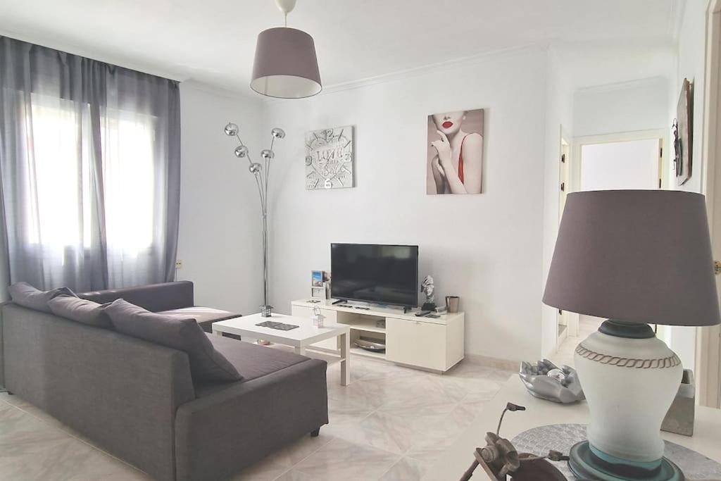 Luminoso Apartamento Centro Triana
